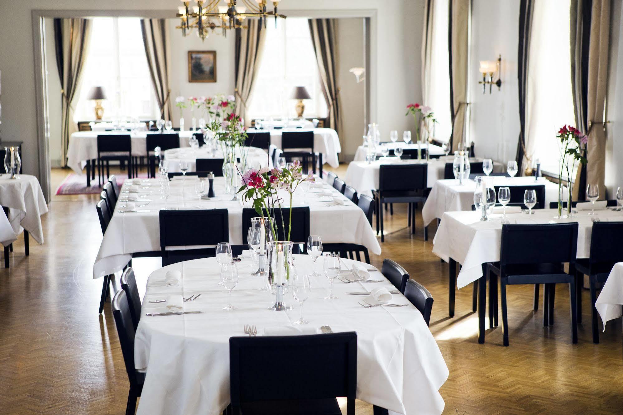 Bofors Hotel Karlskoga Buitenkant foto